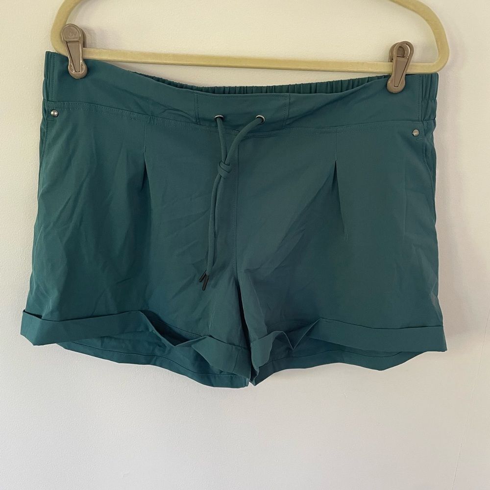 Mondetta Tie Front Short Atlantic Deep green Color Women's Size XL NWT